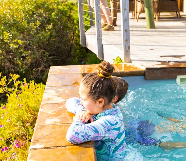 Family – Kids Stay Free